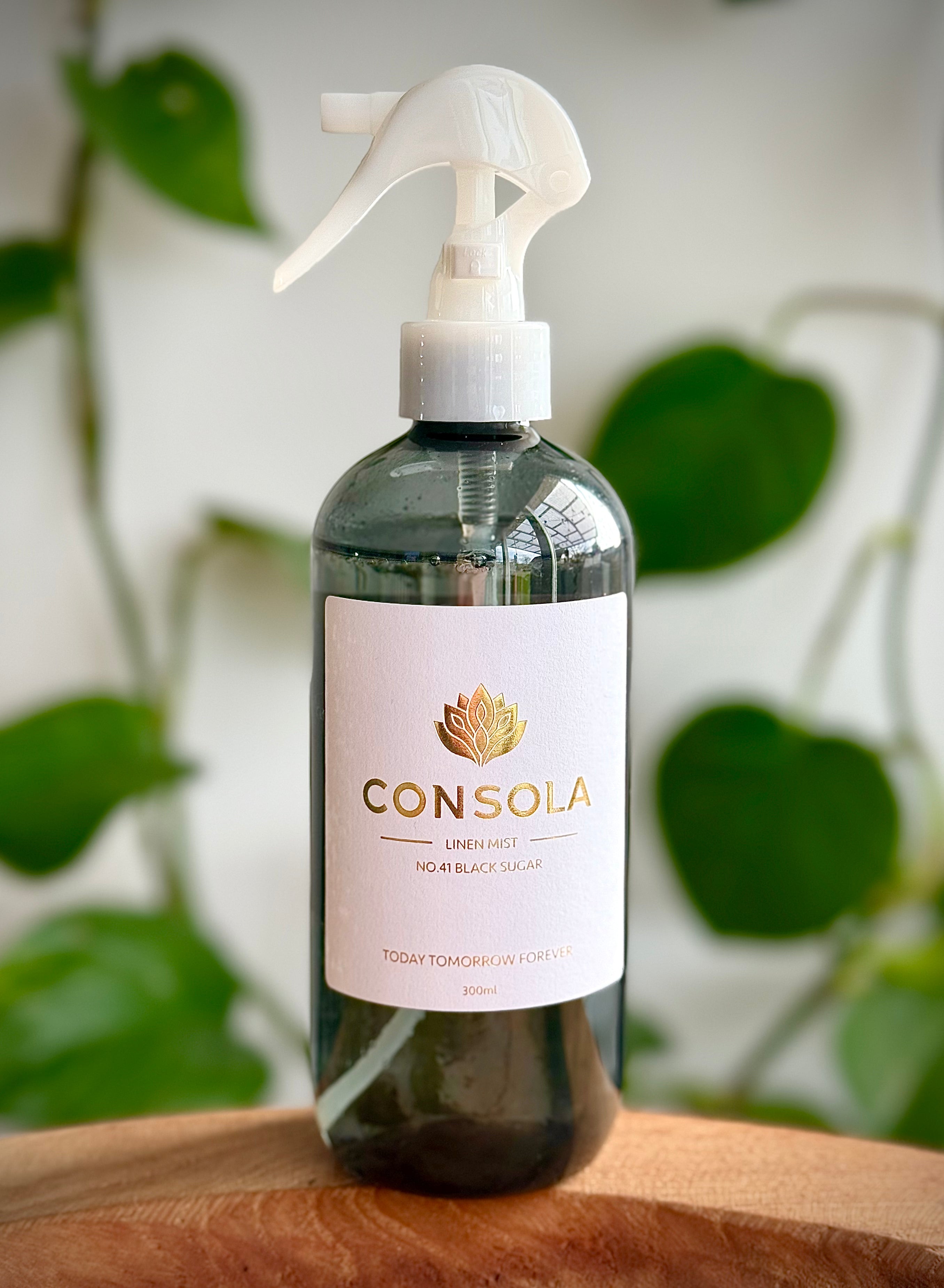 Consola Black Sugar Linen Mist