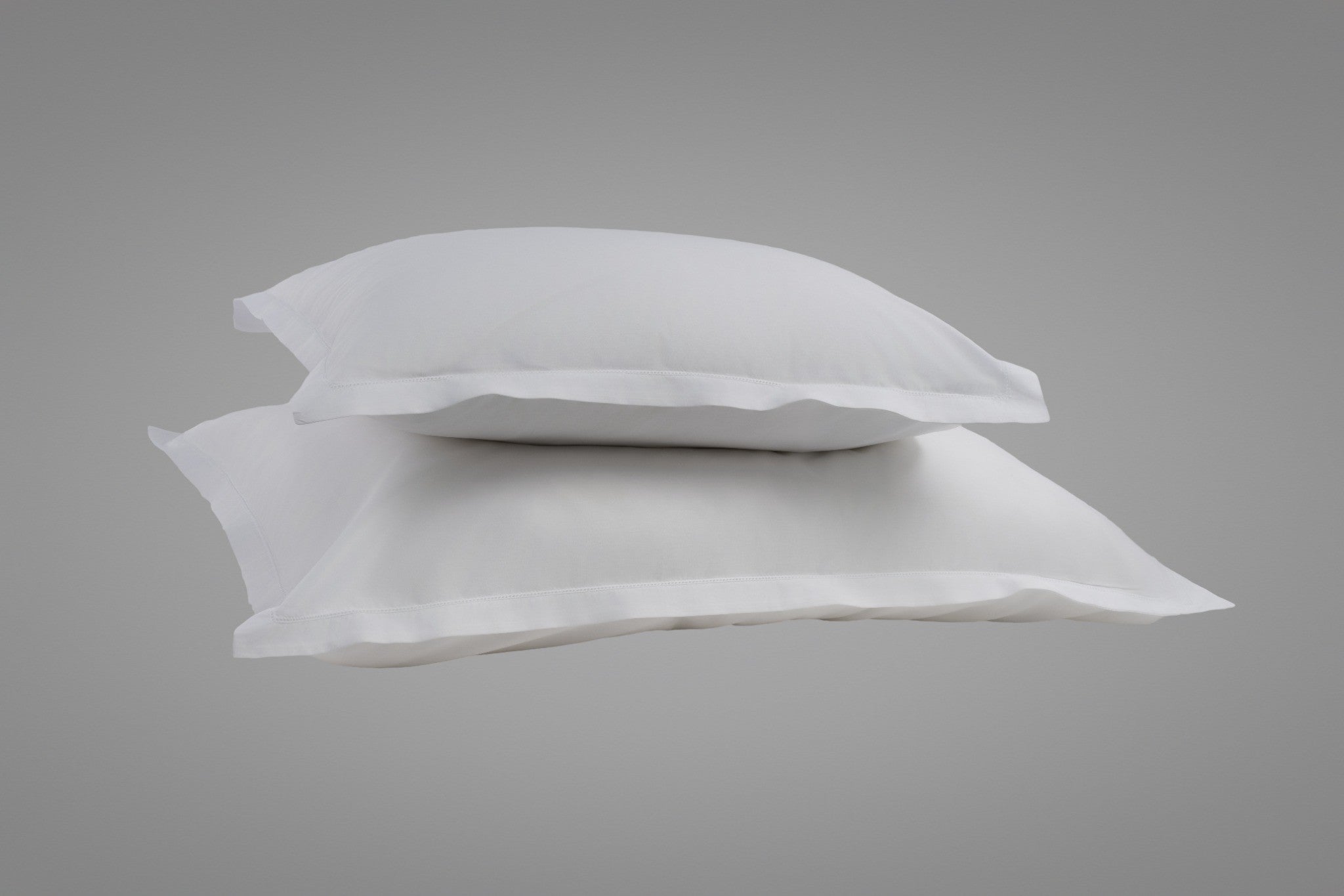 Consola Örngott Satin Vitt