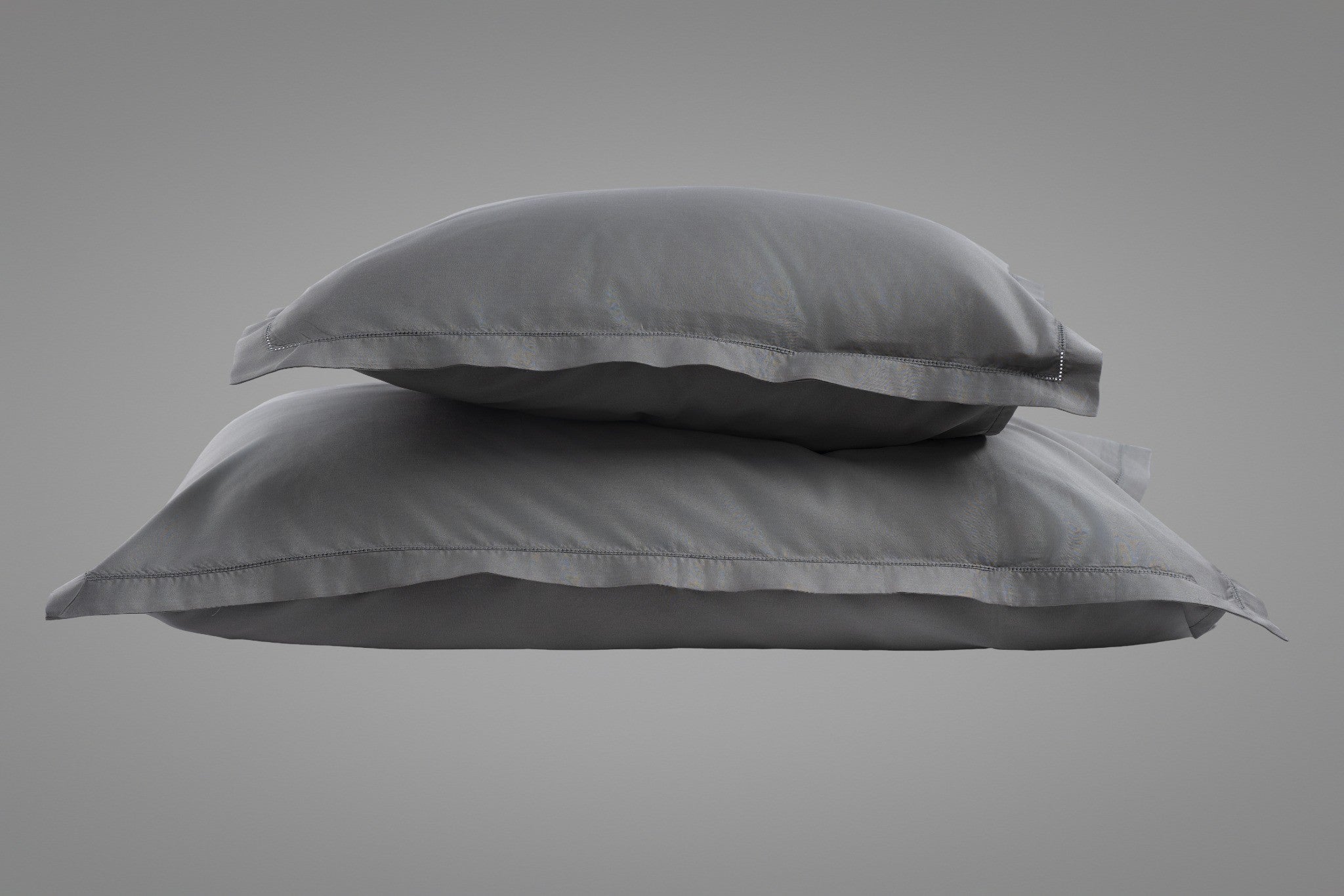 Consola Örngott Satin Mörkgrått